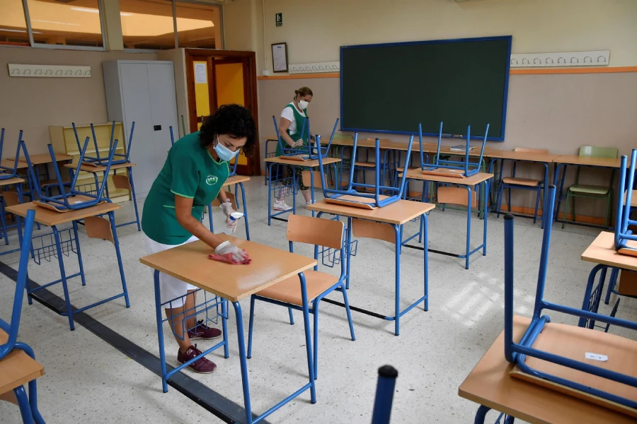 limpieza de colegios